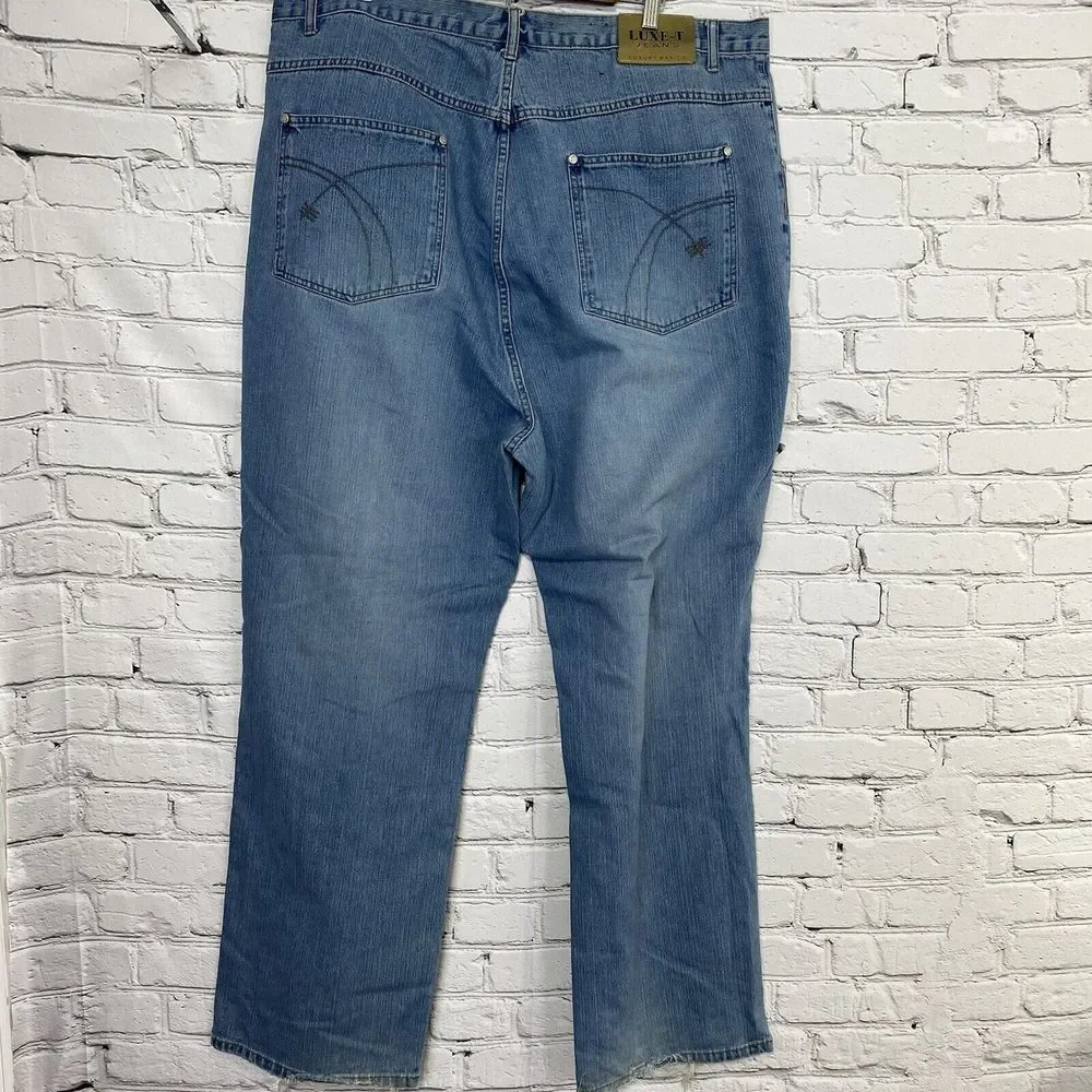 LUXE-T Luxury Basics Relaxed Fit Men's Blue Jeans‎ Size 42x33 Distressed Hem